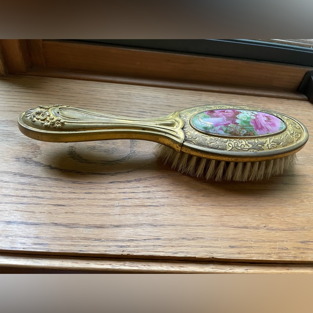 Vintage hairbrush